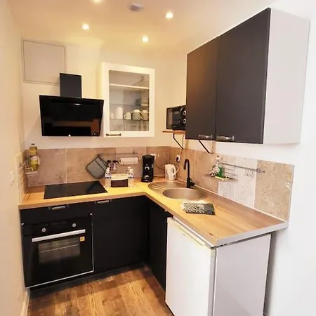 Apartment Le Bartayres 1 T3 En Souplex, Terrasse,