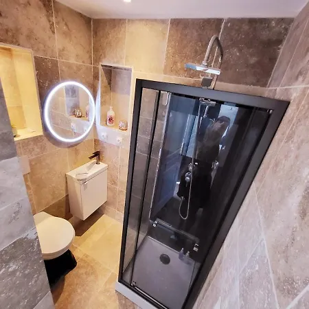 Le Bartayres 1 T3 En Souplex, Terrasse,